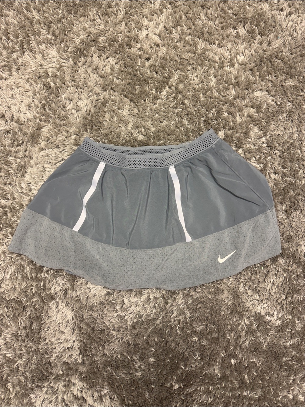 Nike Women's Gray Athletic Skort- size small
